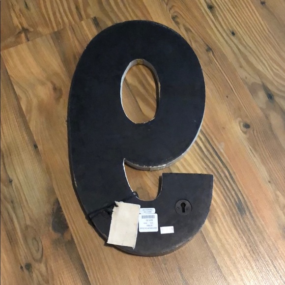 🆕 Anthro hand painted Swarm number 6 or 9  🆓🎁 - Picture 5 of 5